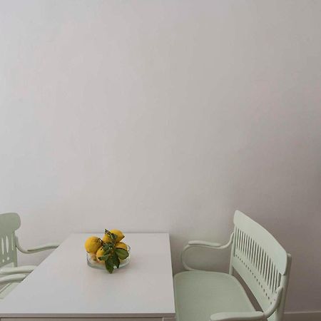 La Casa Di Nelly Boutique Apartment Napoli Exterior photo